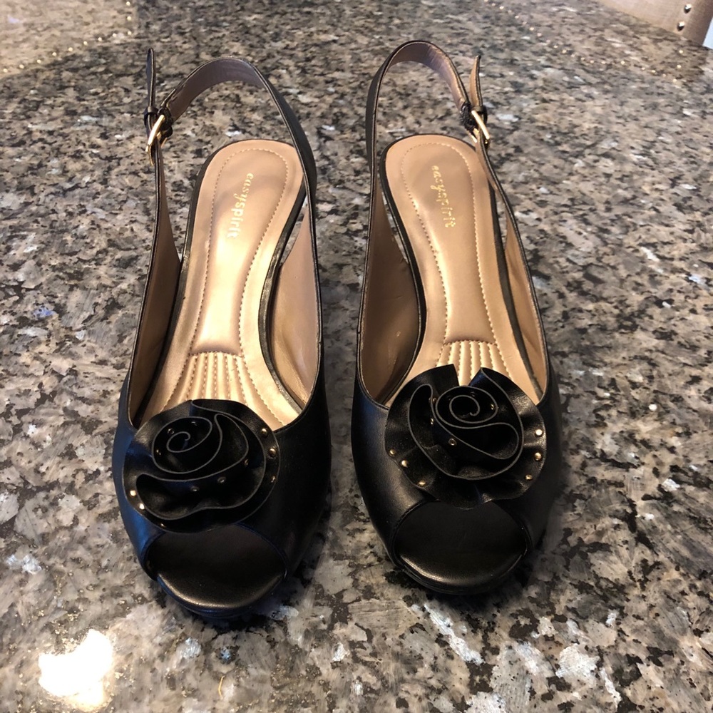 Easy Spirit Pazzy’s Sling Back Pumps